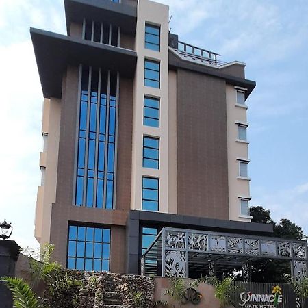 The Pinnacle Inn Sarnath Váránaszi Kültér fotó