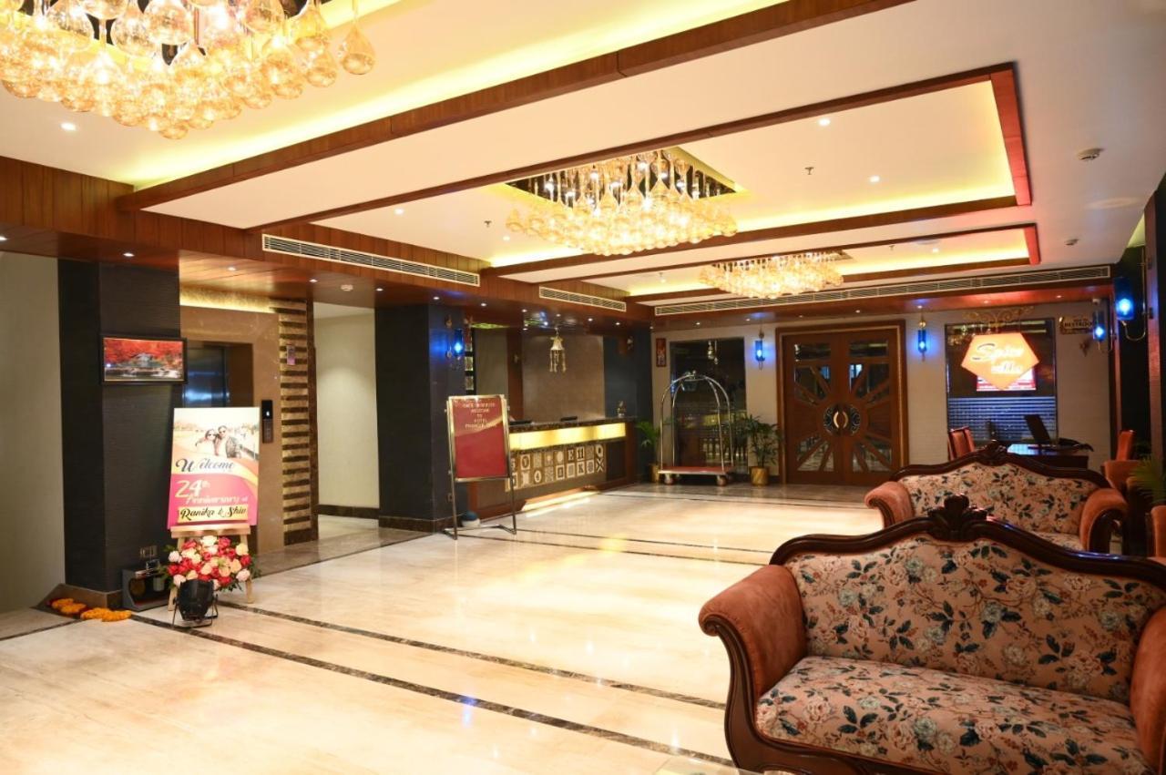 The Pinnacle Inn Sarnath Váránaszi Kültér fotó